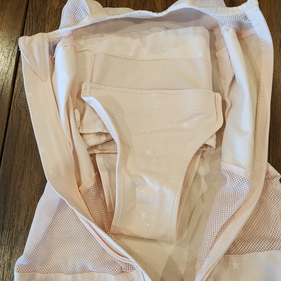 Happiest Baby Sleepea 5 Second Baby Swaddle - Picture 2 of 6